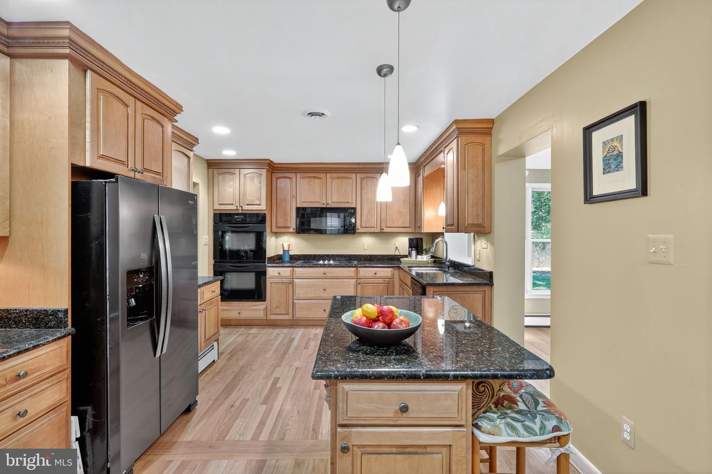 431 CREEK CROSSING RD NE, VIENNA, Virginia 22180, 3 Bedrooms Bedrooms, ,3 BathroomsBathrooms,Residential,For sale,431 CREEK CROSSING RD NE,VAFX2258540 MLS # VAFX2258540