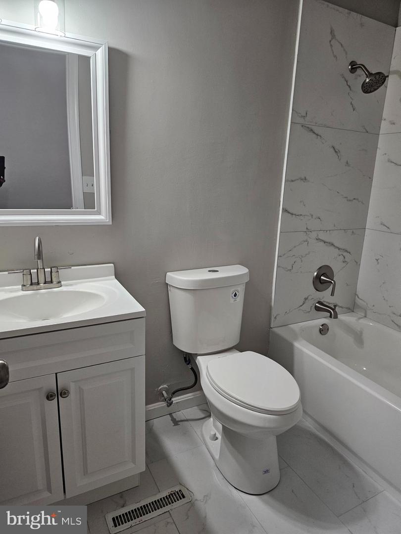 9 EVERGREEN LN, STAFFORD, Virginia 22554, 3 Bedrooms Bedrooms, ,2 BathroomsBathrooms,Residential,For sale,9 EVERGREEN LN,VAST2041344 MLS # VAST2041344