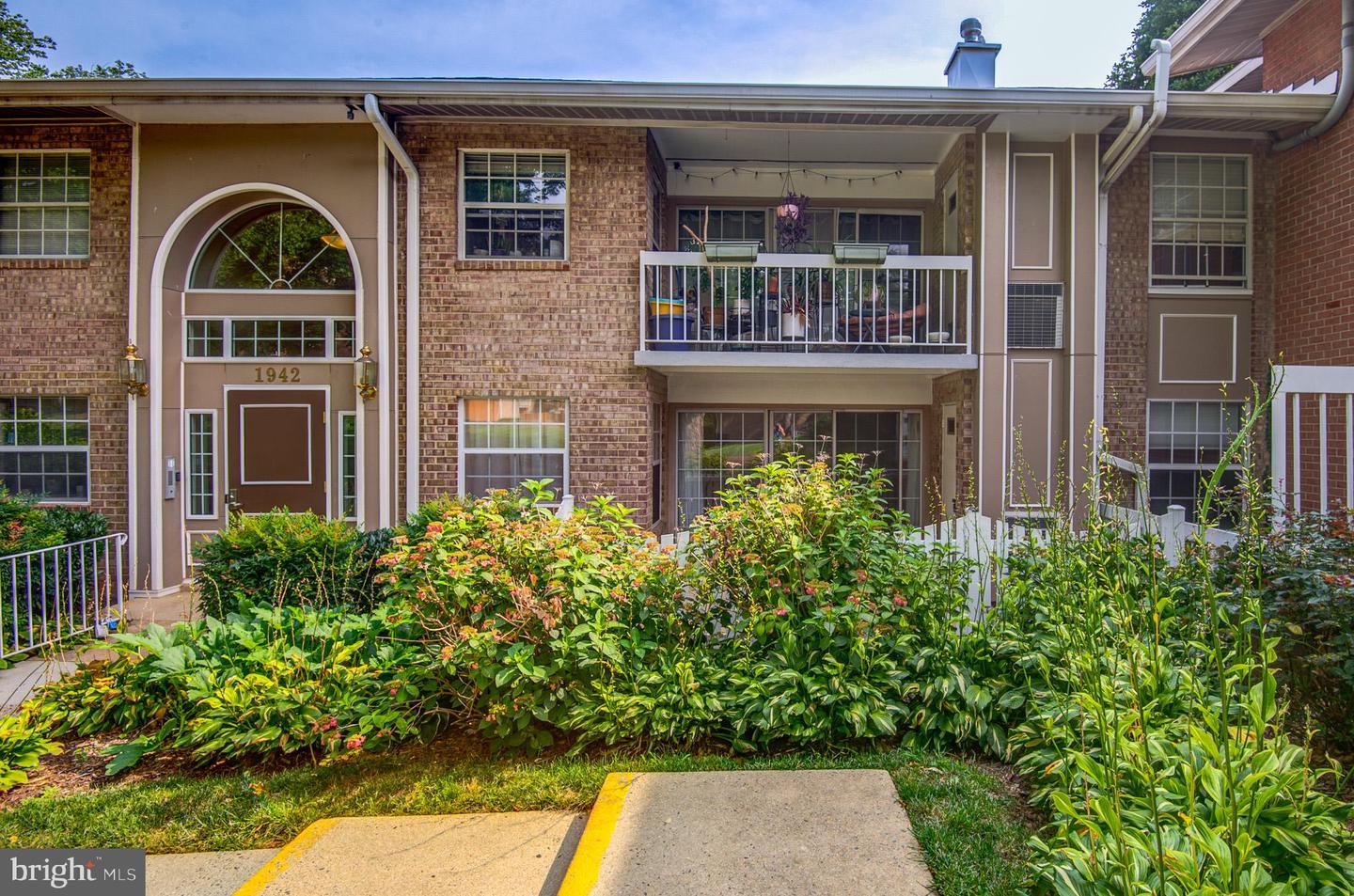 1942 KENNEDY DR #104, MCLEAN, Virginia 22102, 1 Bedroom Bedrooms, ,1 BathroomBathrooms,Residential,For sale,1942 KENNEDY DR #104,VAFX2258870 MLS # VAFX2258870