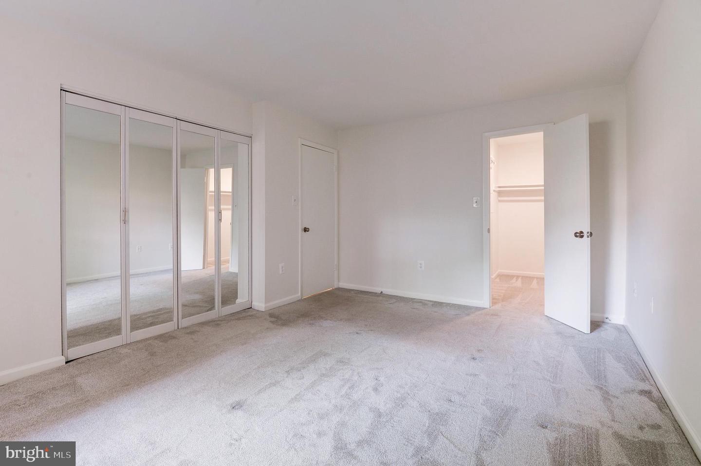 1942 KENNEDY DR #104, MCLEAN, Virginia 22102, 1 Bedroom Bedrooms, ,1 BathroomBathrooms,Residential,For sale,1942 KENNEDY DR #104,VAFX2258870 MLS # VAFX2258870