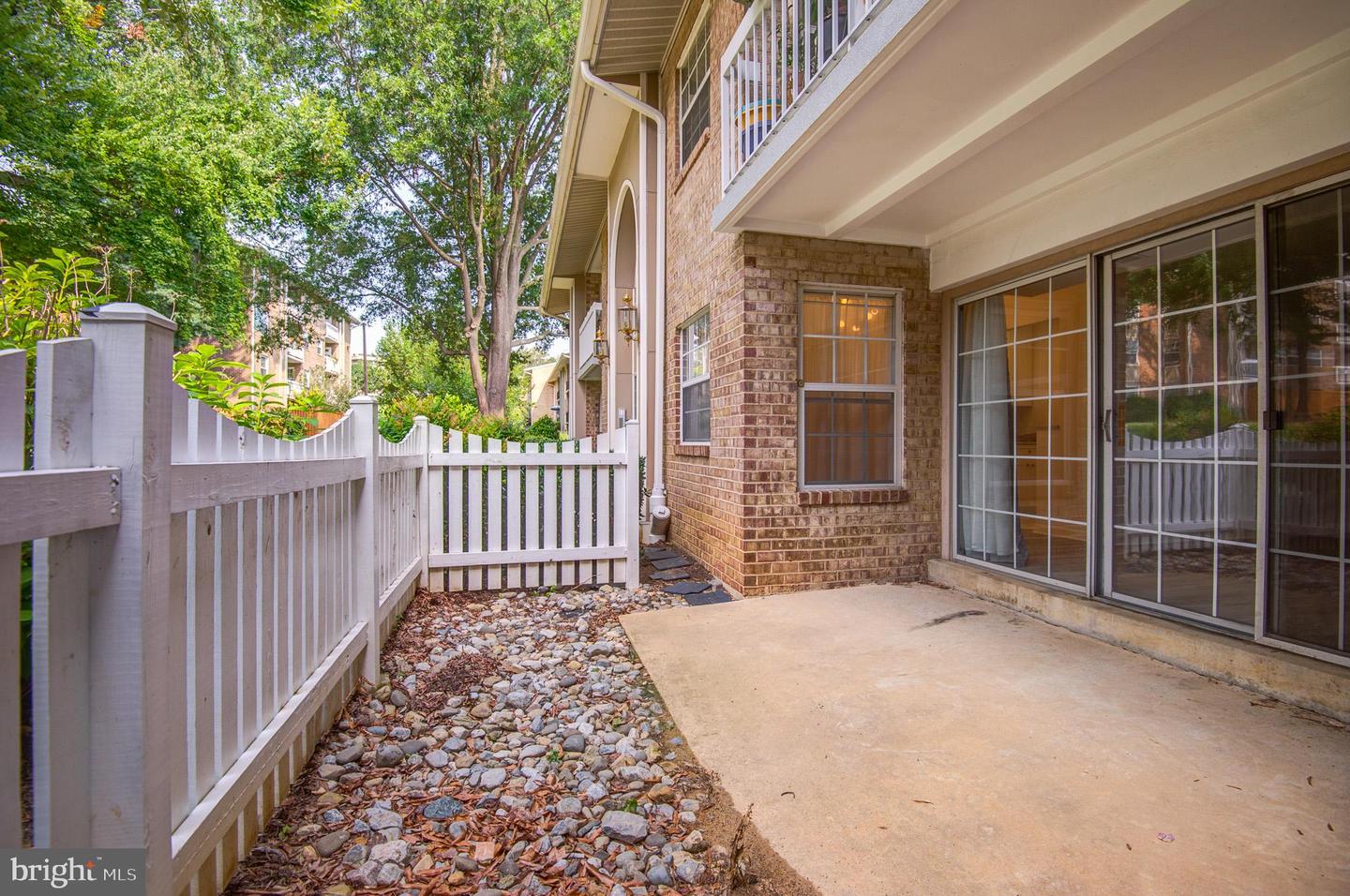 1942 KENNEDY DR #104, MCLEAN, Virginia 22102, 1 Bedroom Bedrooms, ,1 BathroomBathrooms,Residential,For sale,1942 KENNEDY DR #104,VAFX2258870 MLS # VAFX2258870
