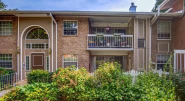 1942 KENNEDY DR #104, MCLEAN, Virginia 22102, 1 Bedroom Bedrooms, ,1 BathroomBathrooms,Residential,For sale,1942 KENNEDY DR #104,VAFX2258870 MLS # VAFX2258870