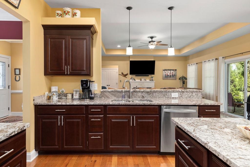 236 JOCELYN LN, WAYNESBORO, Virginia 22980, 4 Bedrooms Bedrooms, ,2 BathroomsBathrooms,Residential,236 JOCELYN LN,668487 MLS # 668487