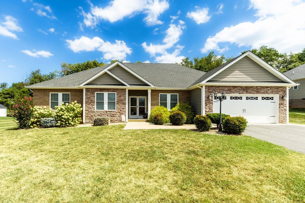 236 JOCELYN LN, WAYNESBORO, Virginia 22980, 4 Bedrooms Bedrooms, ,2 BathroomsBathrooms,Residential,236 JOCELYN LN,668487 MLS # 668487
