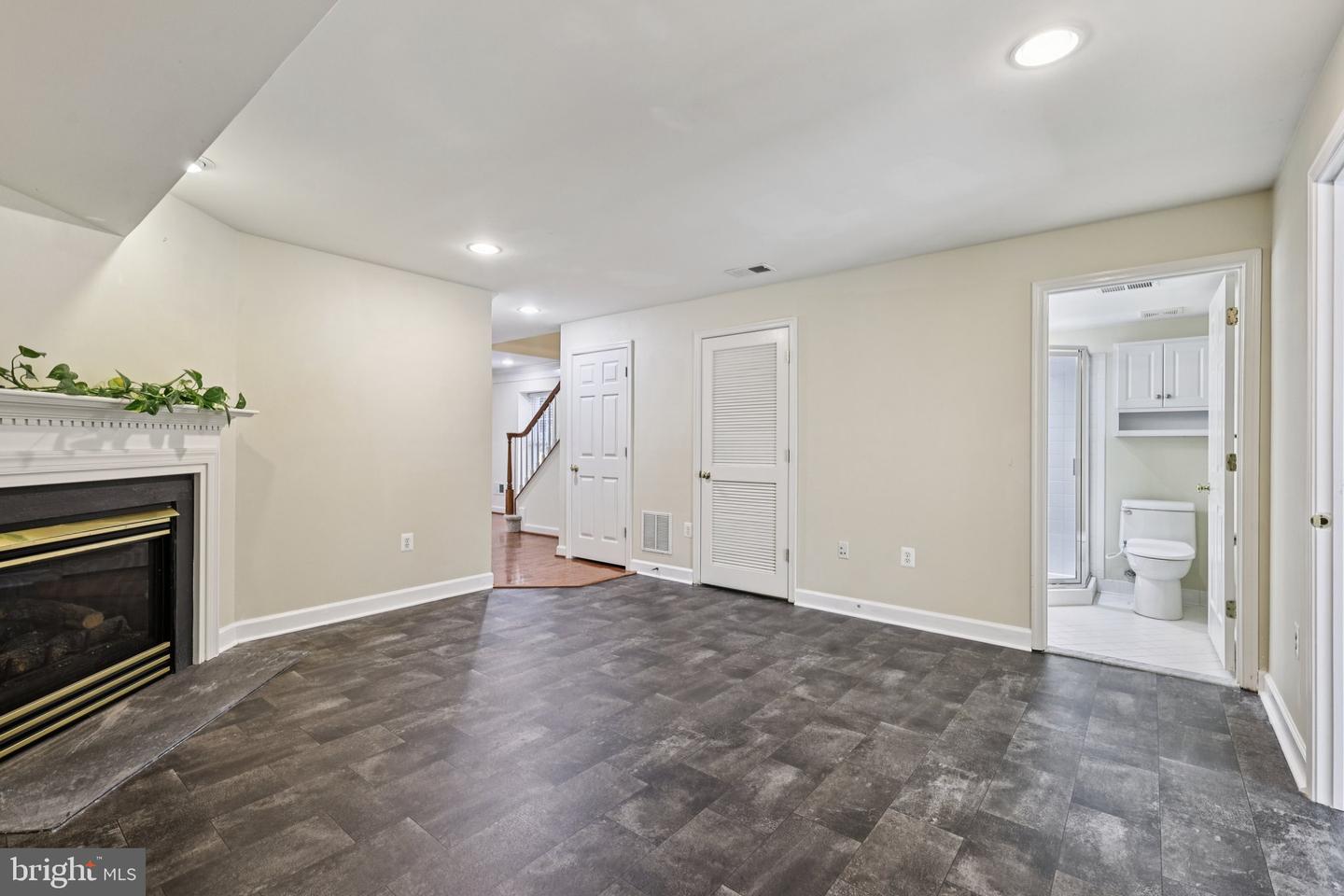 4227 UPPER PARK DR, FAIRFAX, Virginia 22030, 3 Bedrooms Bedrooms, ,3 BathroomsBathrooms,Residential,For sale,4227 UPPER PARK DR,VAFX2259044 MLS # VAFX2259044