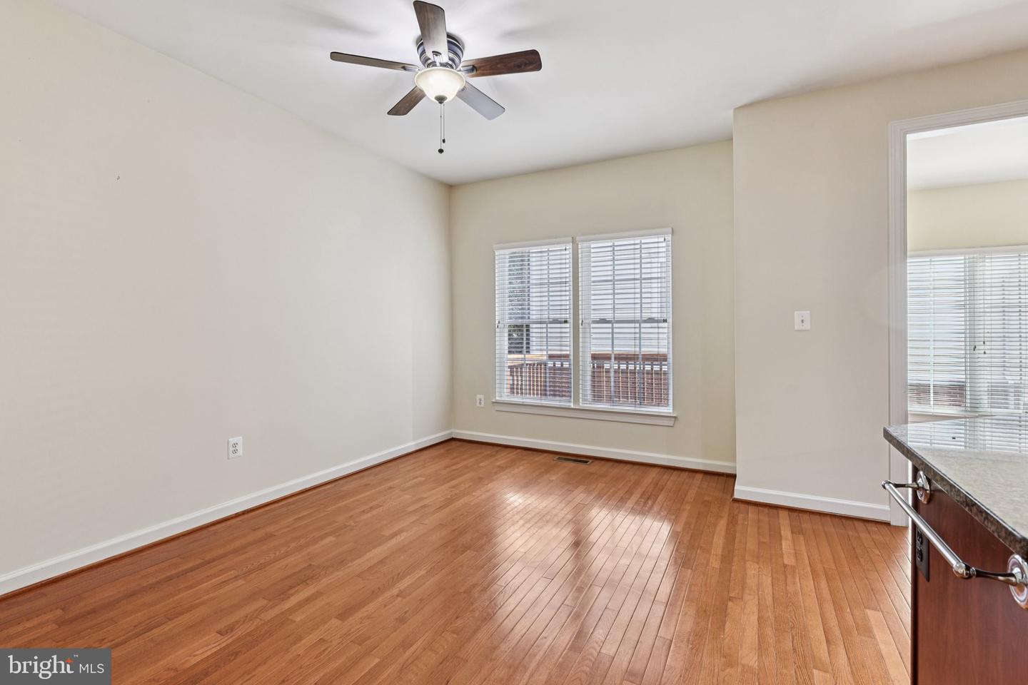 4227 UPPER PARK DR, FAIRFAX, Virginia 22030, 3 Bedrooms Bedrooms, ,3 BathroomsBathrooms,Residential,For sale,4227 UPPER PARK DR,VAFX2259044 MLS # VAFX2259044