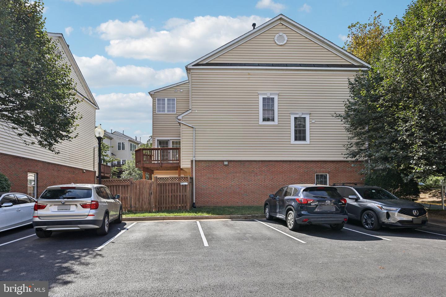 4227 UPPER PARK DR, FAIRFAX, Virginia 22030, 3 Bedrooms Bedrooms, ,3 BathroomsBathrooms,Residential,For sale,4227 UPPER PARK DR,VAFX2259044 MLS # VAFX2259044