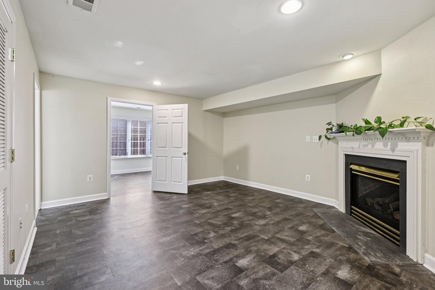 4227 UPPER PARK DR, FAIRFAX, Virginia 22030, 3 Bedrooms Bedrooms, ,3 BathroomsBathrooms,Residential,For sale,4227 UPPER PARK DR,VAFX2259044 MLS # VAFX2259044