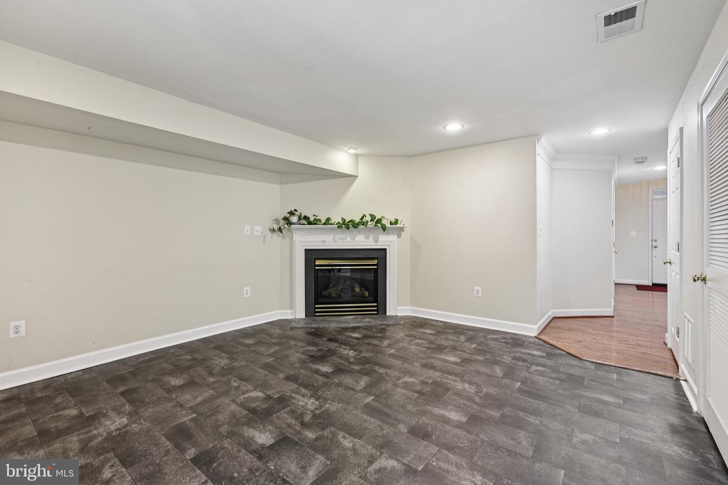 4227 UPPER PARK DR, FAIRFAX, Virginia 22030, 3 Bedrooms Bedrooms, ,3 BathroomsBathrooms,Residential,For sale,4227 UPPER PARK DR,VAFX2259044 MLS # VAFX2259044