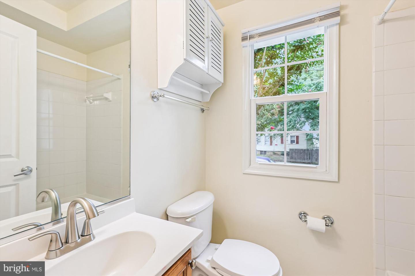 700 JEFFERSON ST NW #201, WASHINGTON, District Of Columbia 20011, 1 Bedroom Bedrooms, ,1 BathroomBathrooms,Residential,For sale,700 JEFFERSON ST NW #201,DCDC2213750 MLS # DCDC2213750