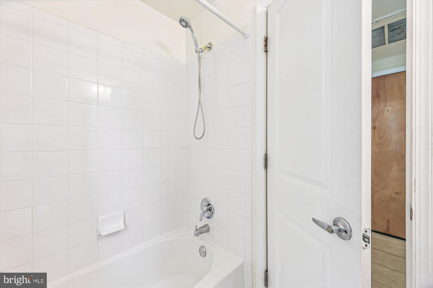 700 JEFFERSON ST NW #201, WASHINGTON, District Of Columbia 20011, 1 Bedroom Bedrooms, ,1 BathroomBathrooms,Residential,For sale,700 JEFFERSON ST NW #201,DCDC2213750 MLS # DCDC2213750