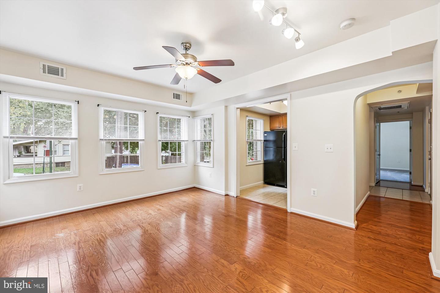 700 JEFFERSON ST NW #201, WASHINGTON, District Of Columbia 20011, 1 Bedroom Bedrooms, ,1 BathroomBathrooms,Residential,For sale,700 JEFFERSON ST NW #201,DCDC2213750 MLS # DCDC2213750