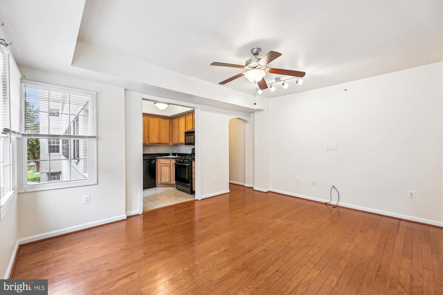 700 JEFFERSON ST NW #201, WASHINGTON, District Of Columbia 20011, 1 Bedroom Bedrooms, ,1 BathroomBathrooms,Residential,For sale,700 JEFFERSON ST NW #201,DCDC2213750 MLS # DCDC2213750