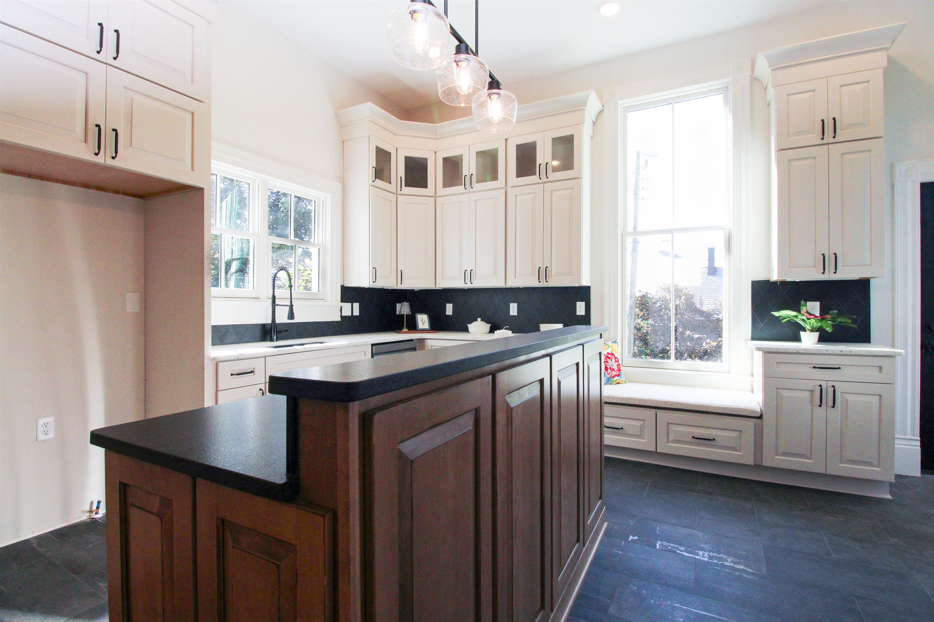 310 BERKELEY PL, STAUNTON, Virginia 24401, 3 Bedrooms Bedrooms, ,2 BathroomsBathrooms,Residential,310 BERKELEY PL,668497 MLS # 668497