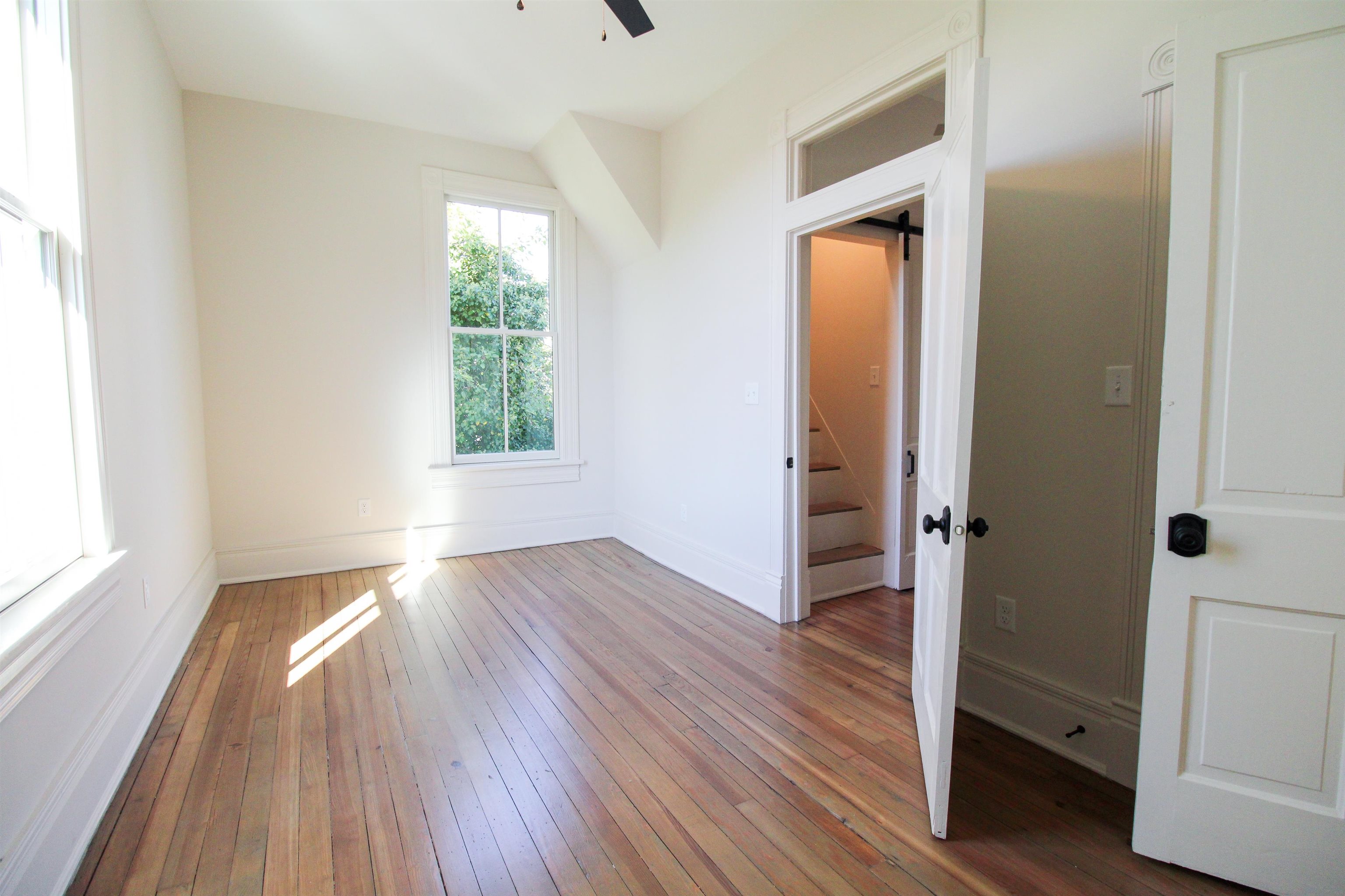 310 BERKELEY PL, STAUNTON, Virginia 24401, 3 Bedrooms Bedrooms, ,2 BathroomsBathrooms,Residential,310 BERKELEY PL,668497 MLS # 668497