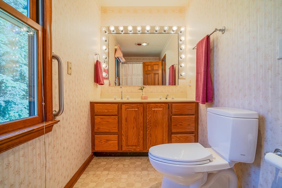 173 RIDGETOP DR, WEYERS CAVE, Virginia 24486, 3 Bedrooms Bedrooms, ,3 BathroomsBathrooms,Residential,173 RIDGETOP DR,668498 MLS # 668498