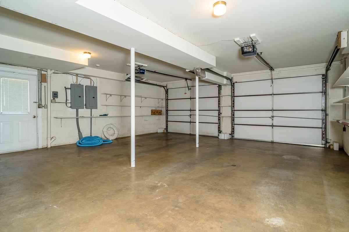 173 RIDGETOP DR, WEYERS CAVE, Virginia 24486, 3 Bedrooms Bedrooms, ,3 BathroomsBathrooms,Residential,173 RIDGETOP DR,668498 MLS # 668498