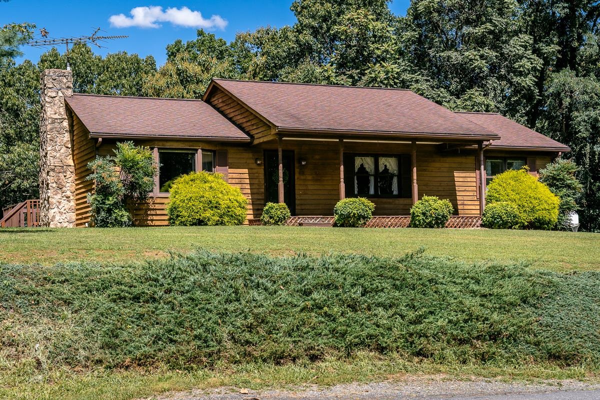 173 RIDGETOP DR, WEYERS CAVE, Virginia 24486, 3 Bedrooms Bedrooms, ,3 BathroomsBathrooms,Residential,173 RIDGETOP DR,668498 MLS # 668498