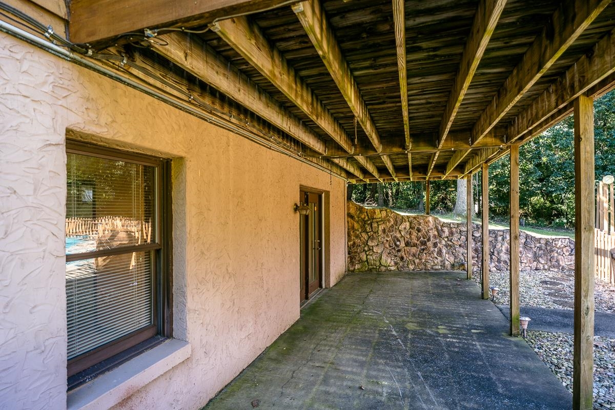 173 RIDGETOP DR, WEYERS CAVE, Virginia 24486, 3 Bedrooms Bedrooms, ,3 BathroomsBathrooms,Residential,173 RIDGETOP DR,668498 MLS # 668498