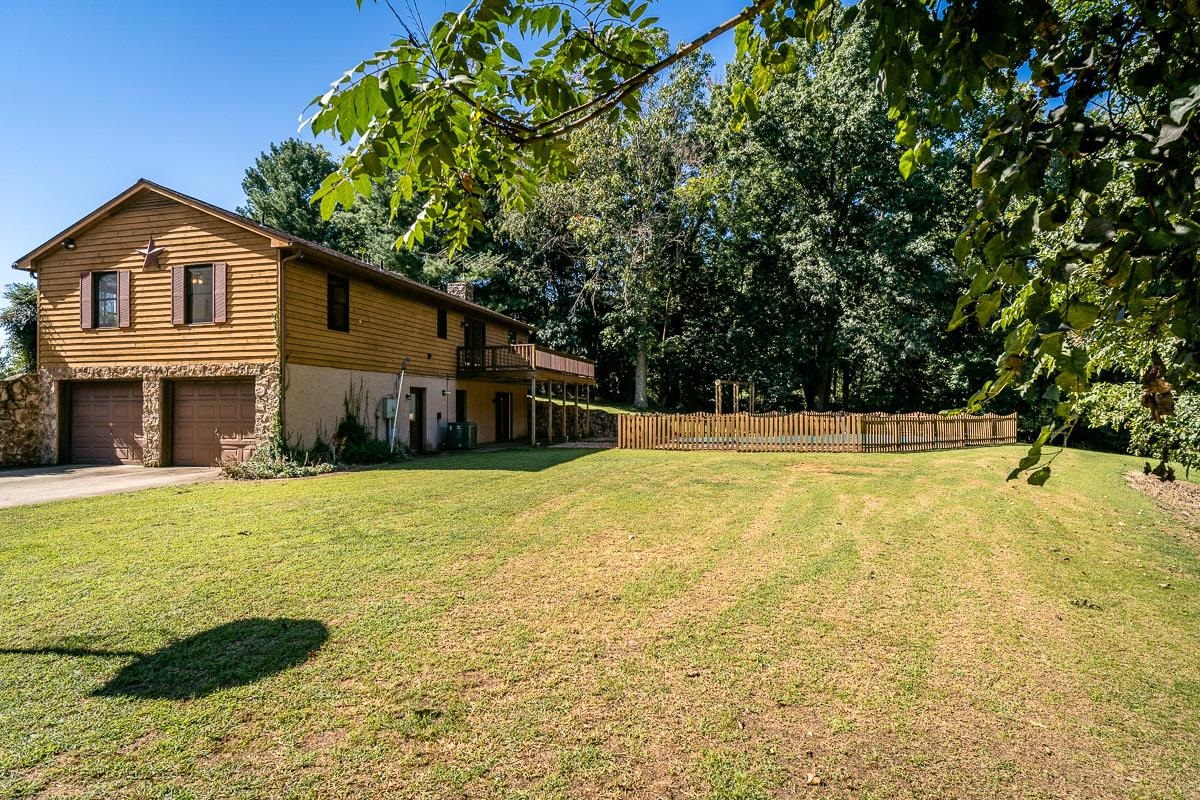 173 RIDGETOP DR, WEYERS CAVE, Virginia 24486, 3 Bedrooms Bedrooms, ,3 BathroomsBathrooms,Residential,173 RIDGETOP DR,668498 MLS # 668498
