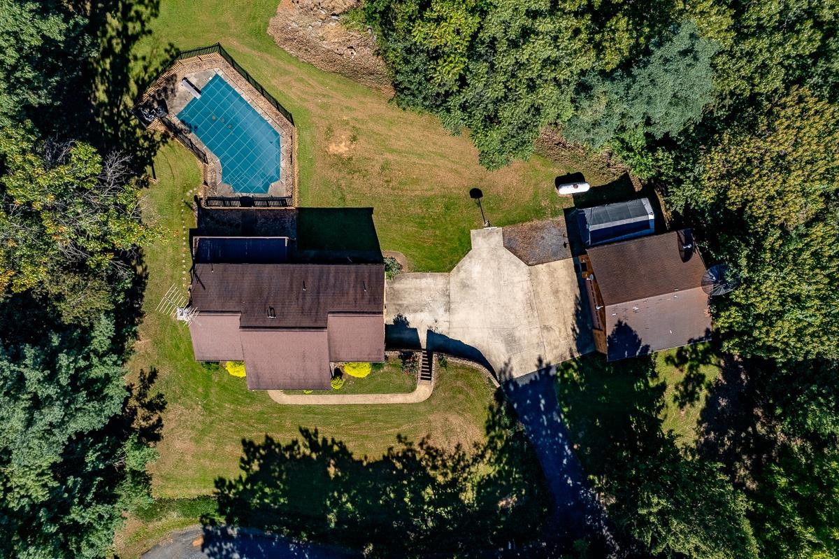 173 RIDGETOP DR, WEYERS CAVE, Virginia 24486, 3 Bedrooms Bedrooms, ,3 BathroomsBathrooms,Residential,173 RIDGETOP DR,668498 MLS # 668498