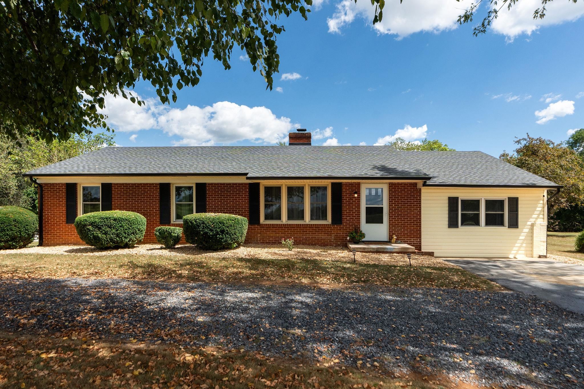 1064 LADD RD, WAYNESBORO, Virginia 22980, 4 Bedrooms Bedrooms, ,2 BathroomsBathrooms,Residential,1064 LADD RD,668499 MLS # 668499