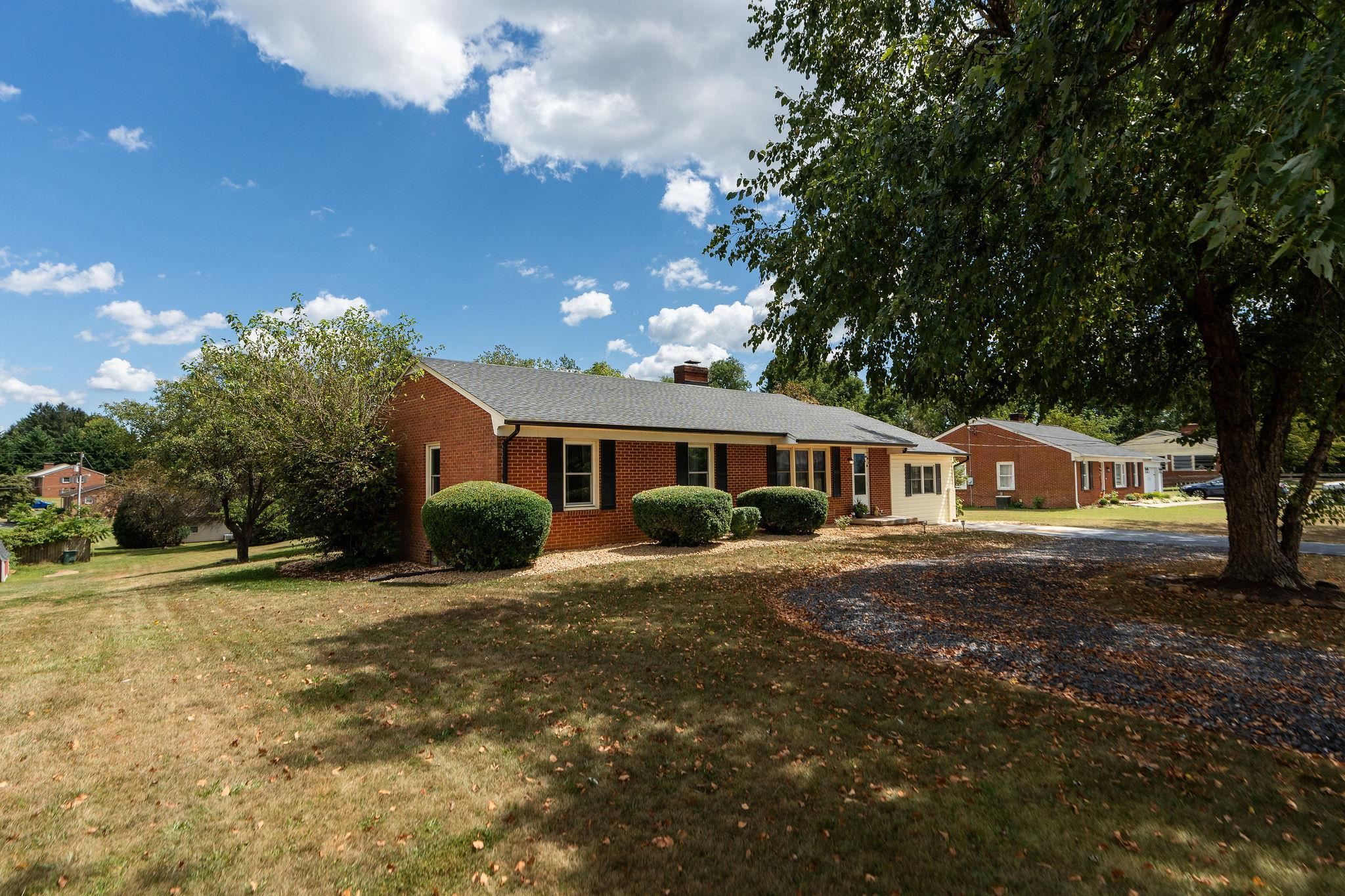 1064 LADD RD, WAYNESBORO, Virginia 22980, 4 Bedrooms Bedrooms, ,2 BathroomsBathrooms,Residential,1064 LADD RD,668499 MLS # 668499