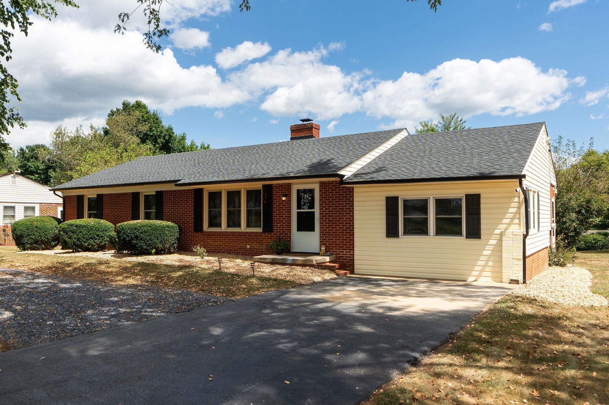 1064 LADD RD, WAYNESBORO, Virginia 22980, 4 Bedrooms Bedrooms, ,2 BathroomsBathrooms,Residential,1064 LADD RD,668499 MLS # 668499