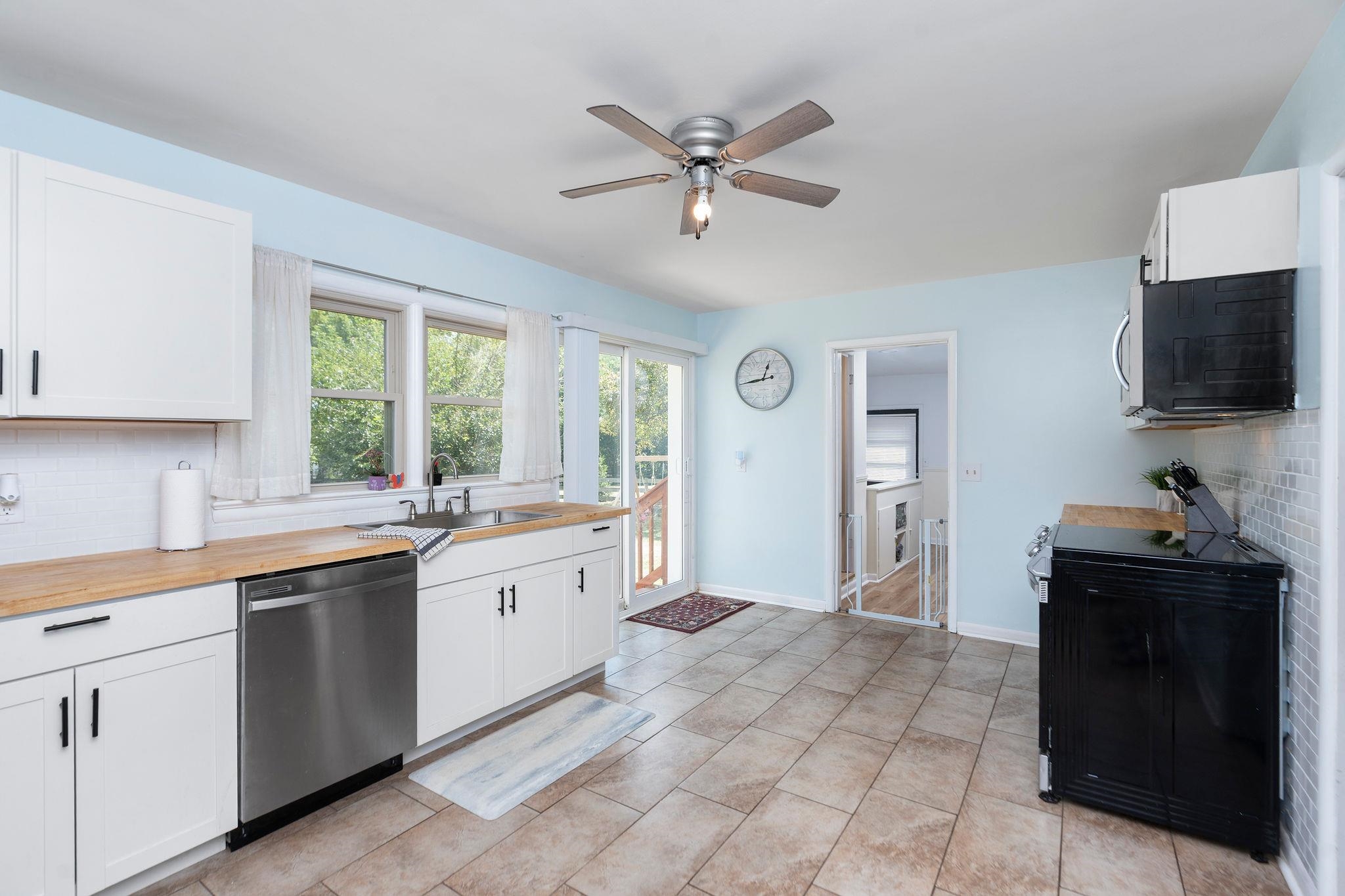 1064 LADD RD, WAYNESBORO, Virginia 22980, 4 Bedrooms Bedrooms, ,2 BathroomsBathrooms,Residential,1064 LADD RD,668499 MLS # 668499