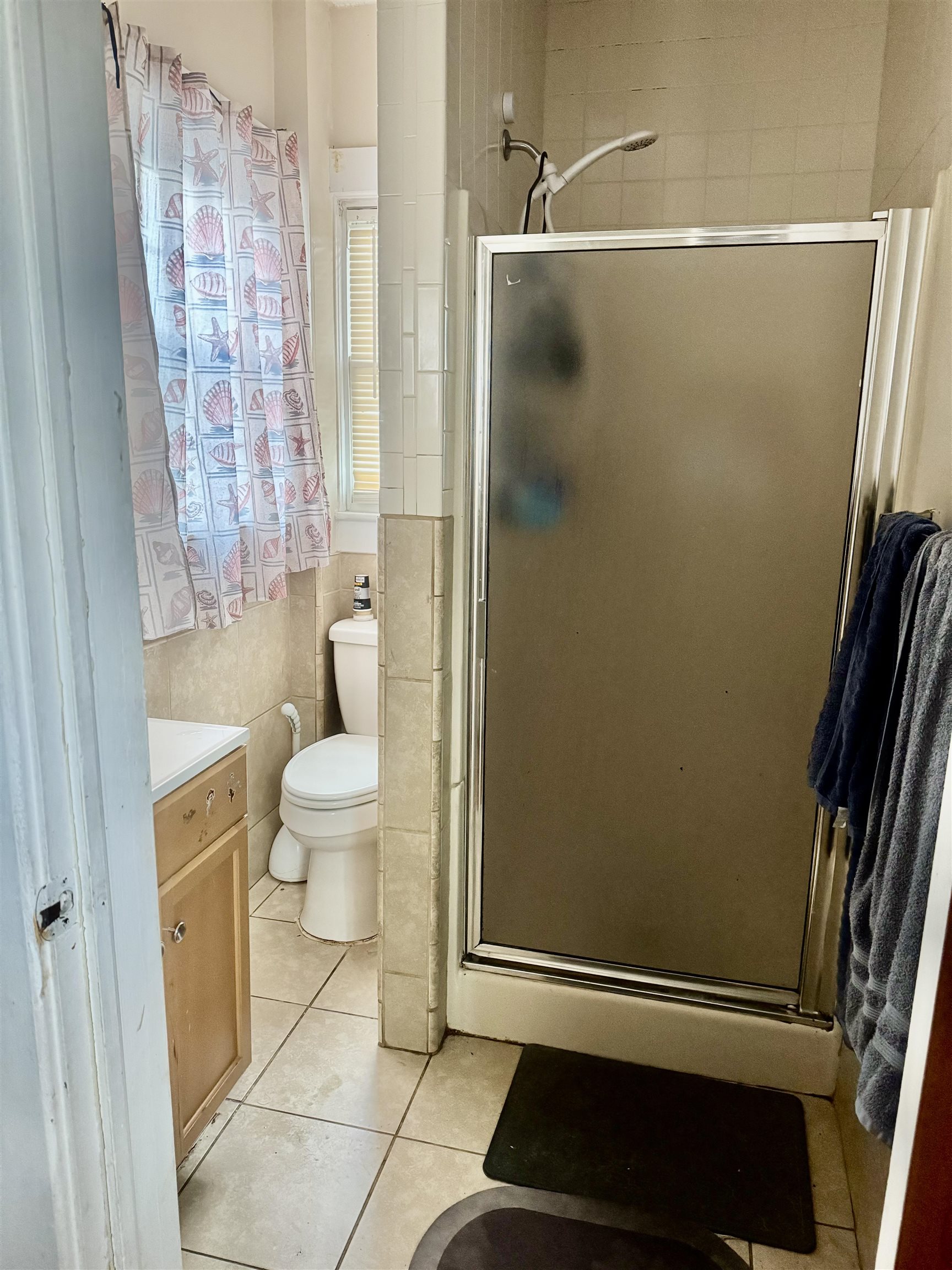 763 N AUGUSTA AVE, WAYNESBORO, Virginia 22980, 2 Bedrooms Bedrooms, ,1 BathroomBathrooms,Residential,763 N AUGUSTA AVE,668503 MLS # 668503
