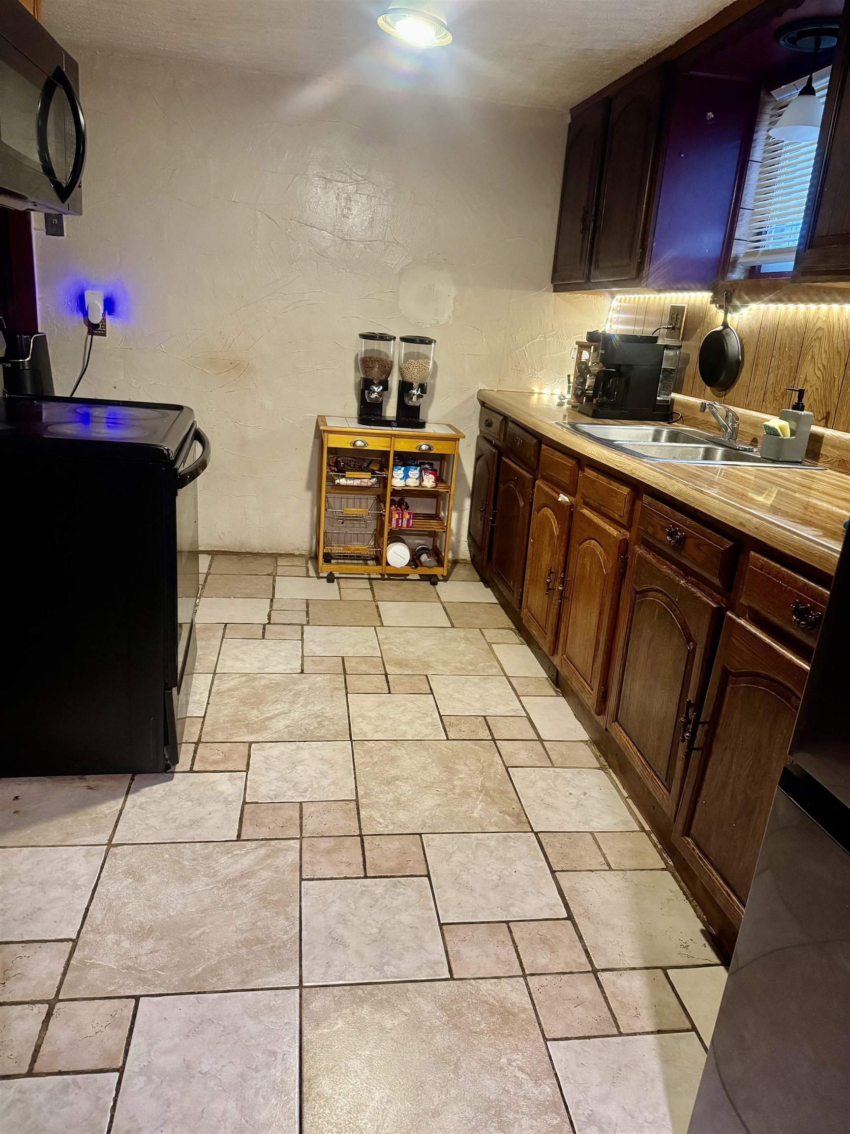 763 N AUGUSTA AVE, WAYNESBORO, Virginia 22980, 2 Bedrooms Bedrooms, ,1 BathroomBathrooms,Residential,763 N AUGUSTA AVE,668503 MLS # 668503