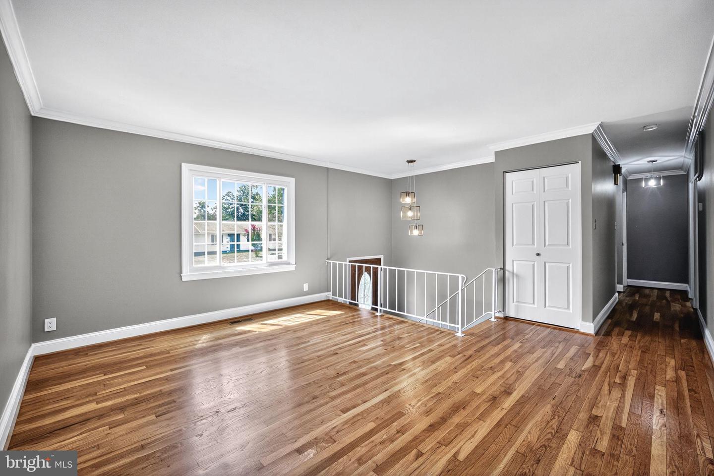 705 S BIRCH ST, STERLING, Virginia 20164, 5 Bedrooms Bedrooms, ,2 BathroomsBathrooms,Residential,For sale,705 S BIRCH ST,VALO2104030 MLS # VALO2104030