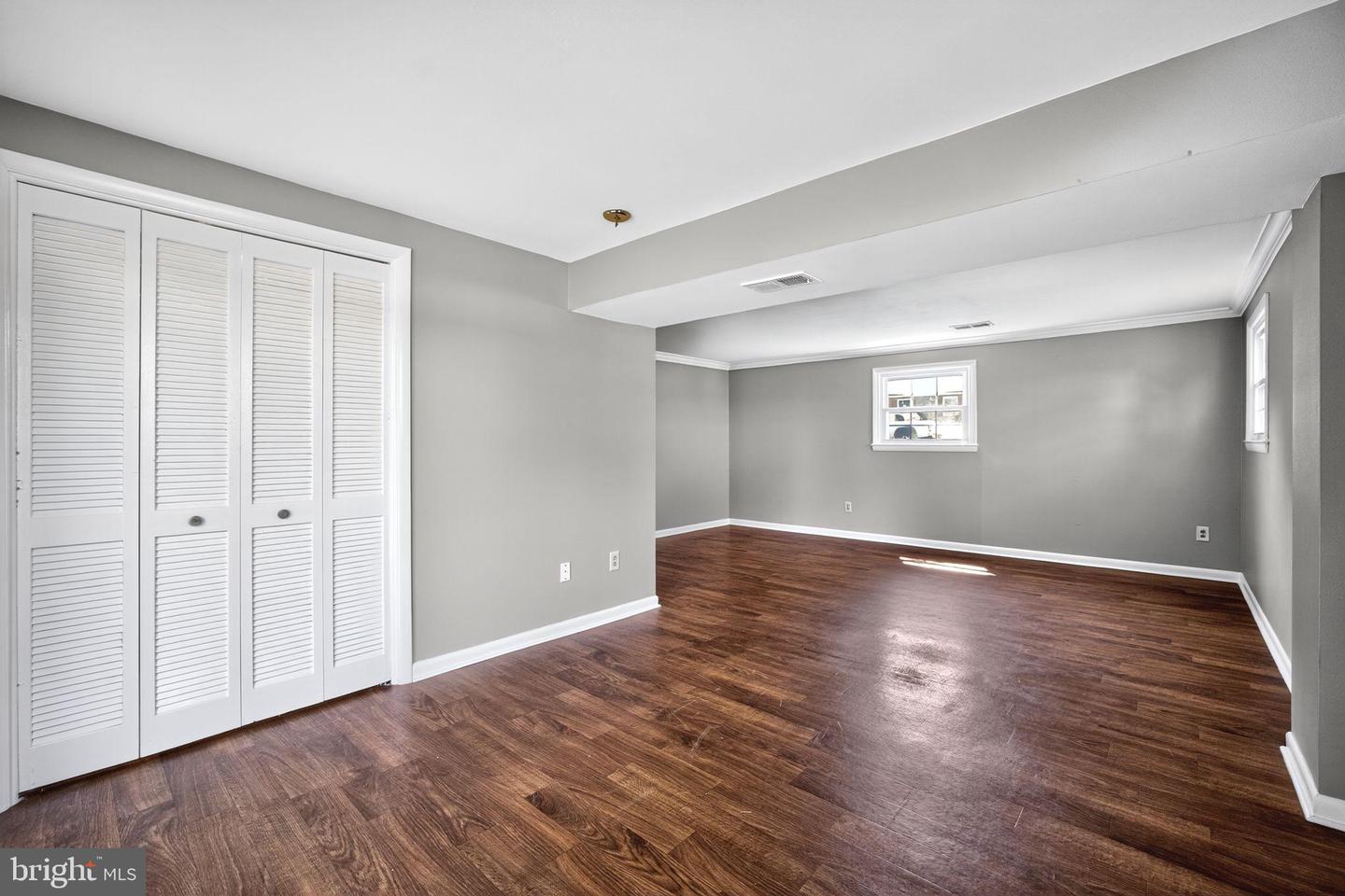 705 S BIRCH ST, STERLING, Virginia 20164, 5 Bedrooms Bedrooms, ,2 BathroomsBathrooms,Residential,For sale,705 S BIRCH ST,VALO2104030 MLS # VALO2104030