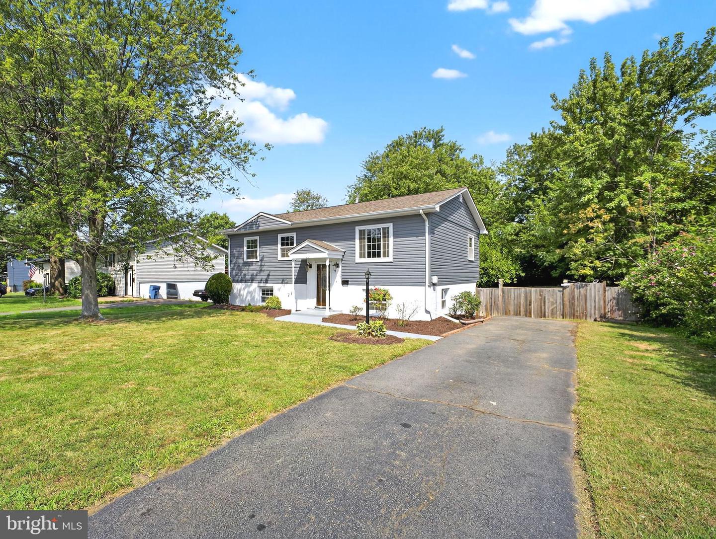 705 S BIRCH ST, STERLING, Virginia 20164, 5 Bedrooms Bedrooms, ,2 BathroomsBathrooms,Residential,For sale,705 S BIRCH ST,VALO2104030 MLS # VALO2104030