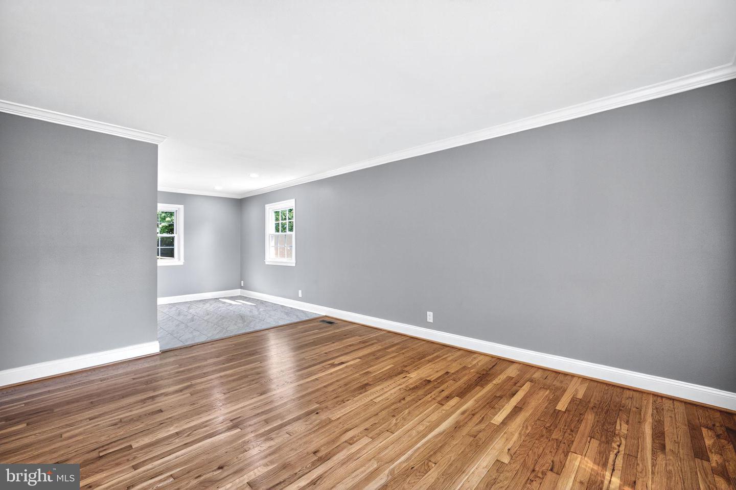705 S BIRCH ST, STERLING, Virginia 20164, 5 Bedrooms Bedrooms, ,2 BathroomsBathrooms,Residential,For sale,705 S BIRCH ST,VALO2104030 MLS # VALO2104030