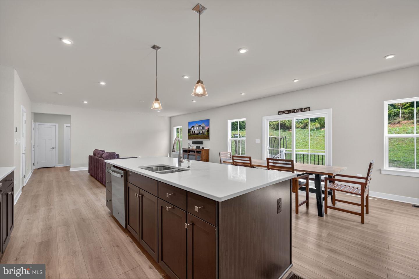 9427 BLUE JAY CT, WARRENTON, Virginia 20187, 6 Bedrooms Bedrooms, ,5 BathroomsBathrooms,Residential,For sale,9427 BLUE JAY CT,VAFQ2017916 MLS # VAFQ2017916