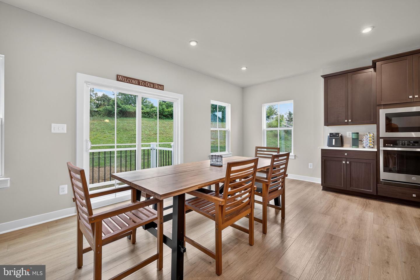 9427 BLUE JAY CT, WARRENTON, Virginia 20187, 6 Bedrooms Bedrooms, ,5 BathroomsBathrooms,Residential,For sale,9427 BLUE JAY CT,VAFQ2017916 MLS # VAFQ2017916
