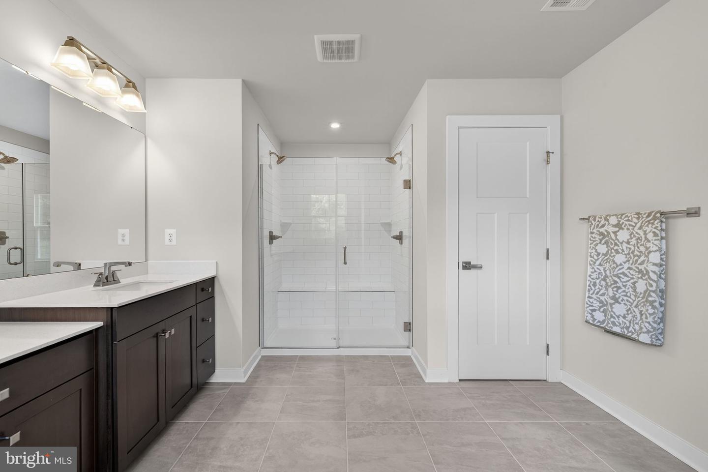 9427 BLUE JAY CT, WARRENTON, Virginia 20187, 6 Bedrooms Bedrooms, ,5 BathroomsBathrooms,Residential,For sale,9427 BLUE JAY CT,VAFQ2017916 MLS # VAFQ2017916