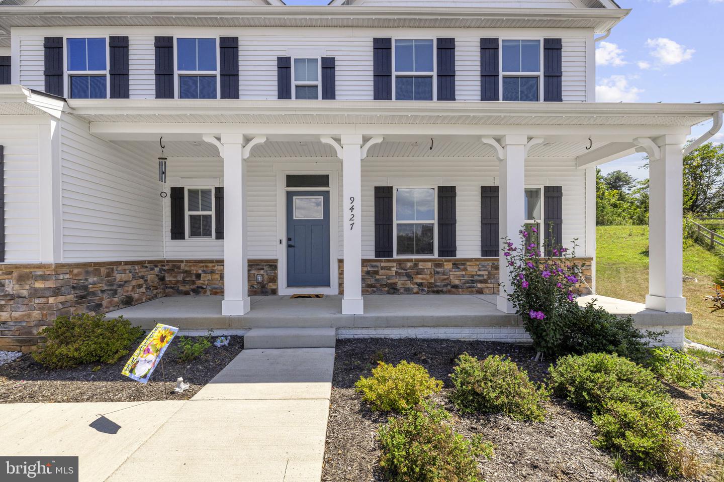 9427 BLUE JAY CT, WARRENTON, Virginia 20187, 6 Bedrooms Bedrooms, ,5 BathroomsBathrooms,Residential,For sale,9427 BLUE JAY CT,VAFQ2017916 MLS # VAFQ2017916