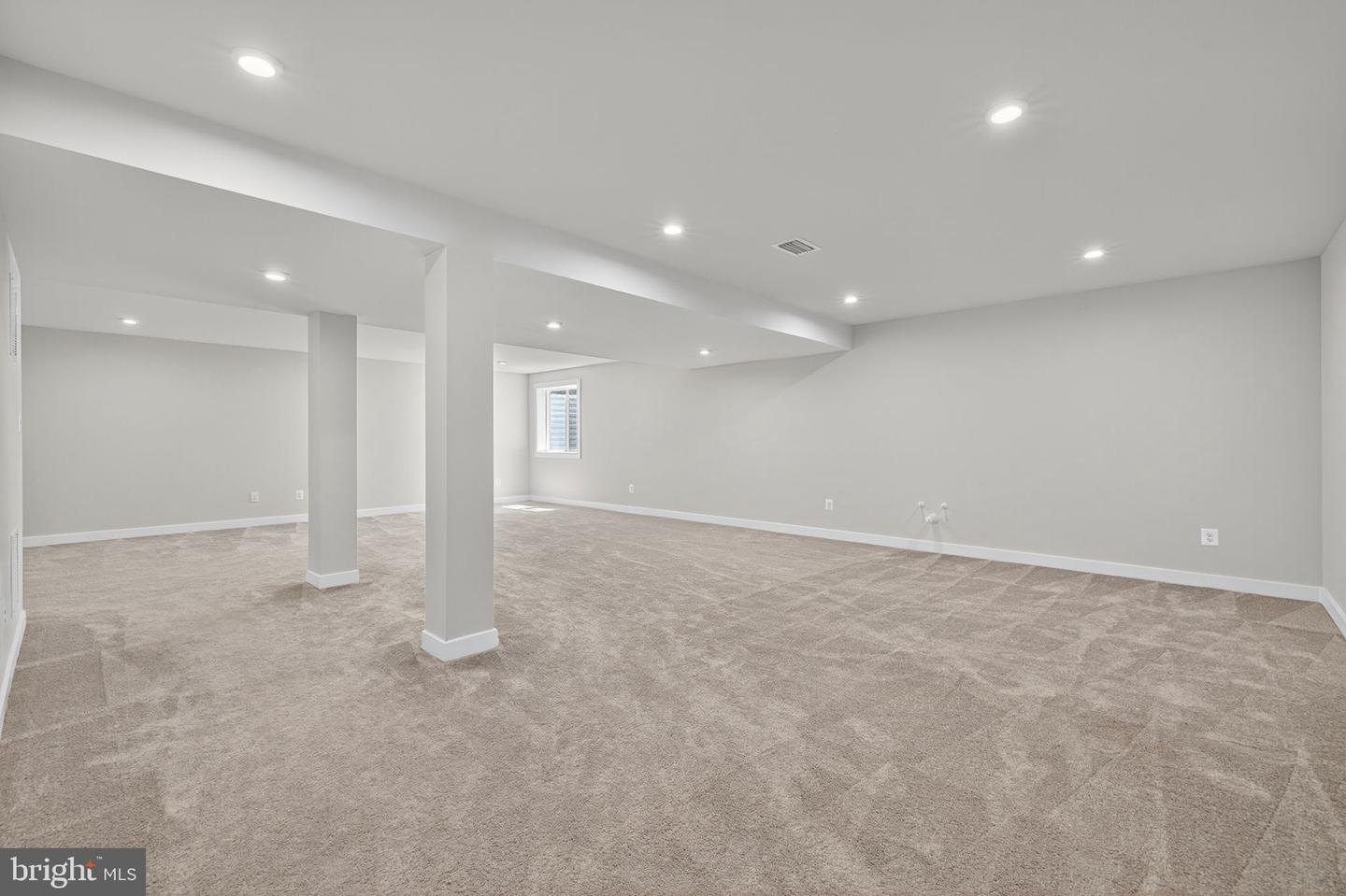 9427 BLUE JAY CT, WARRENTON, Virginia 20187, 6 Bedrooms Bedrooms, ,5 BathroomsBathrooms,Residential,For sale,9427 BLUE JAY CT,VAFQ2017916 MLS # VAFQ2017916