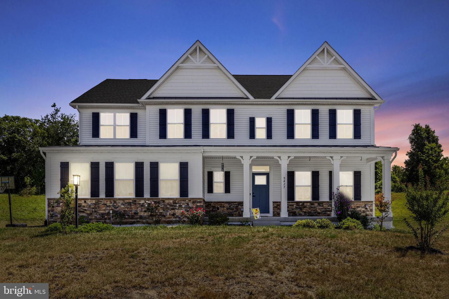 9427 BLUE JAY CT, WARRENTON, Virginia 20187, 6 Bedrooms Bedrooms, ,5 BathroomsBathrooms,Residential,For sale,9427 BLUE JAY CT,VAFQ2017916 MLS # VAFQ2017916
