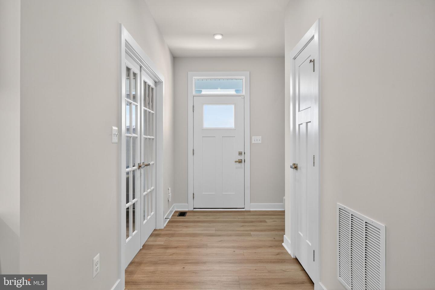 9427 BLUE JAY CT, WARRENTON, Virginia 20187, 6 Bedrooms Bedrooms, ,5 BathroomsBathrooms,Residential,For sale,9427 BLUE JAY CT,VAFQ2017916 MLS # VAFQ2017916