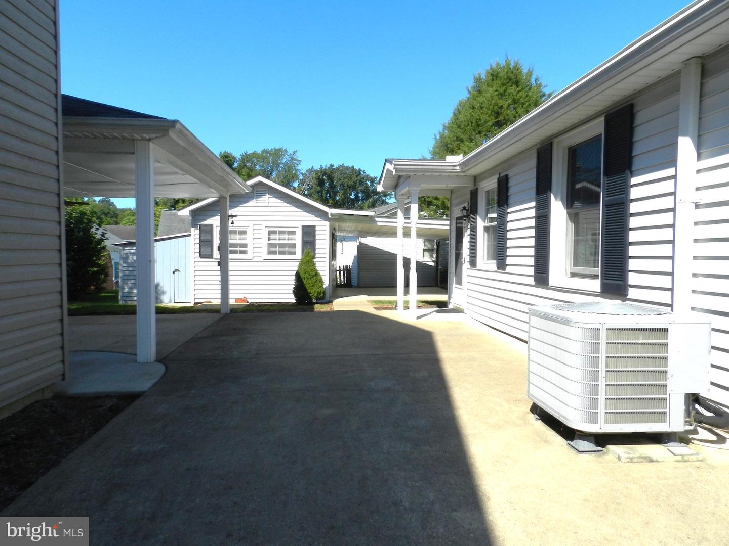 6134 8TH ST, KING GEORGE, Virginia 22485, 4 Bedrooms Bedrooms, ,3 BathroomsBathrooms,Residential,For sale,6134 8TH ST,VAKG2006872 MLS # VAKG2006872