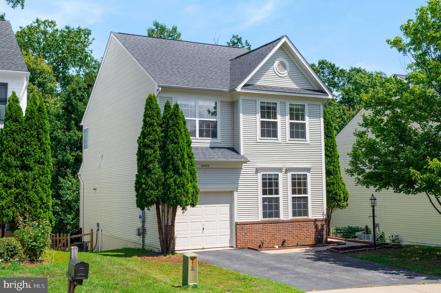 16550 RESERVOIR LOOP, DUMFRIES, Virginia 22026, 3 Bedrooms Bedrooms, 6 Rooms Rooms,2 BathroomsBathrooms,Residential,For sale,16550 RESERVOIR LOOP,VAPW2101456 MLS # VAPW2101456