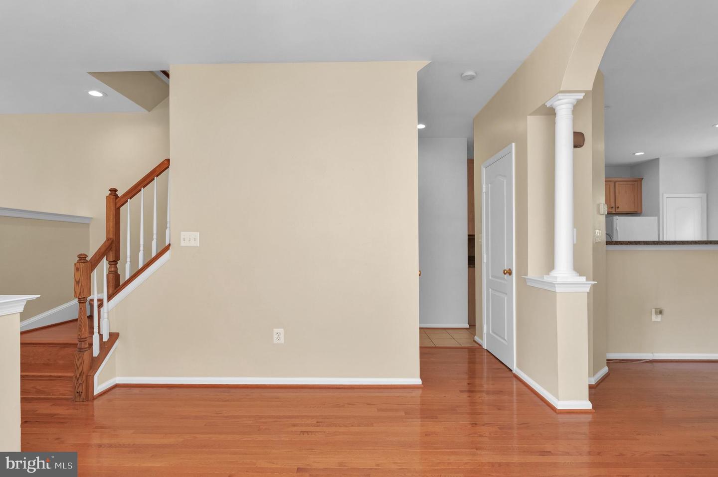16550 RESERVOIR LOOP, DUMFRIES, Virginia 22026, 3 Bedrooms Bedrooms, 6 Rooms Rooms,2 BathroomsBathrooms,Residential,For sale,16550 RESERVOIR LOOP,VAPW2101456 MLS # VAPW2101456