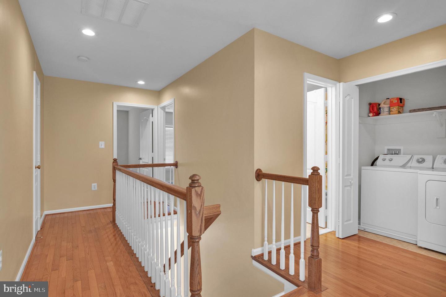 16550 RESERVOIR LOOP, DUMFRIES, Virginia 22026, 3 Bedrooms Bedrooms, 6 Rooms Rooms,2 BathroomsBathrooms,Residential,For sale,16550 RESERVOIR LOOP,VAPW2101456 MLS # VAPW2101456