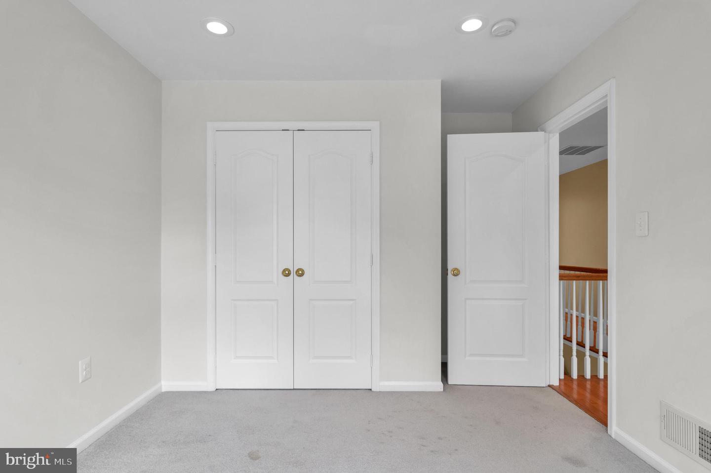 16550 RESERVOIR LOOP, DUMFRIES, Virginia 22026, 3 Bedrooms Bedrooms, 6 Rooms Rooms,2 BathroomsBathrooms,Residential,For sale,16550 RESERVOIR LOOP,VAPW2101456 MLS # VAPW2101456