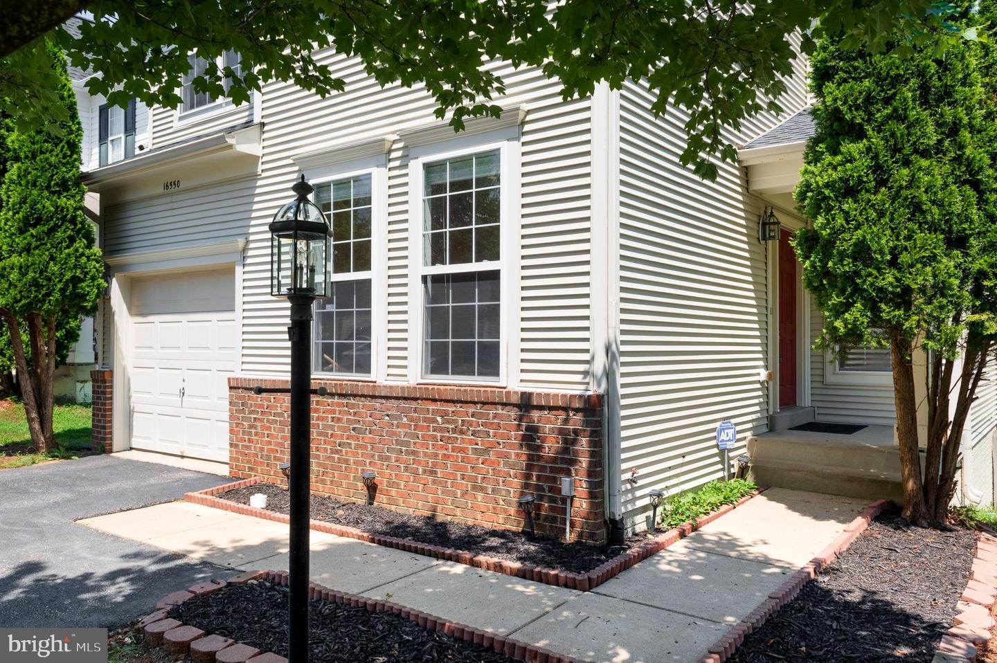 16550 RESERVOIR LOOP, DUMFRIES, Virginia 22026, 3 Bedrooms Bedrooms, 6 Rooms Rooms,2 BathroomsBathrooms,Residential,For sale,16550 RESERVOIR LOOP,VAPW2101456 MLS # VAPW2101456