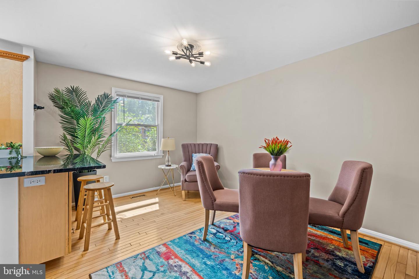 2952 OAKLEIGH LN, OAKTON, Virginia 22124, 3 Bedrooms Bedrooms, 7 Rooms Rooms,3 BathroomsBathrooms,Residential,For sale,2952 OAKLEIGH LN,VAFX2261272 MLS # VAFX2261272