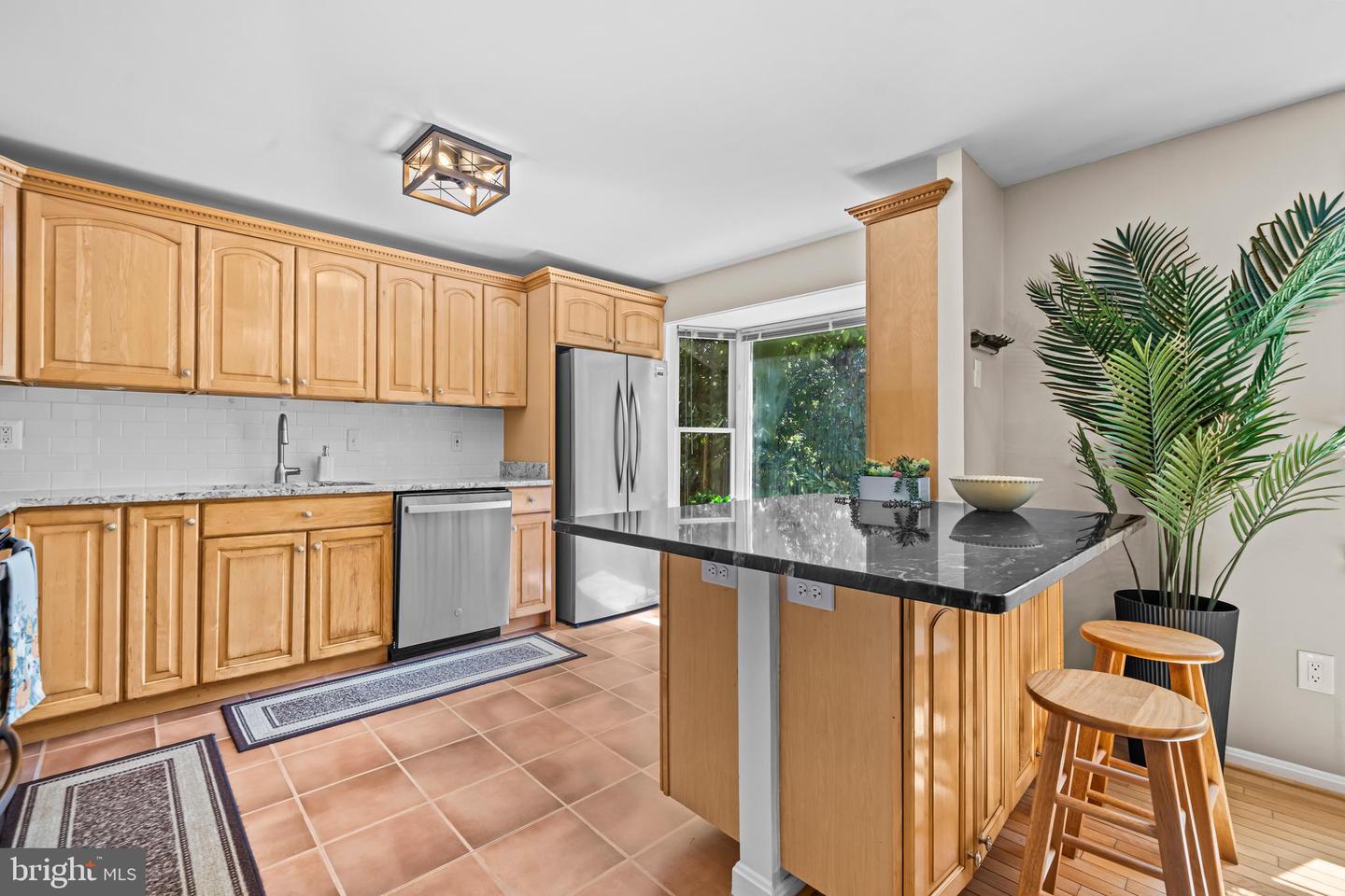 2952 OAKLEIGH LN, OAKTON, Virginia 22124, 3 Bedrooms Bedrooms, 7 Rooms Rooms,3 BathroomsBathrooms,Residential,For sale,2952 OAKLEIGH LN,VAFX2261272 MLS # VAFX2261272